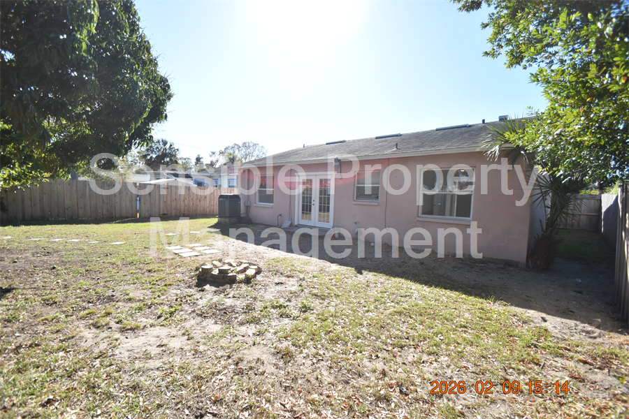 DSC 0002 Resized.JPG 9