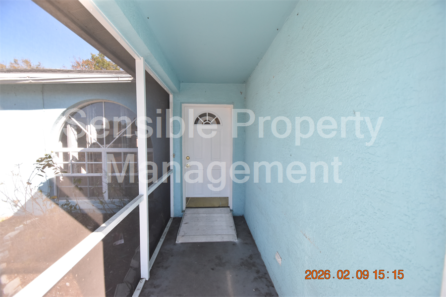 DSC 0002 Resized.JPG 9