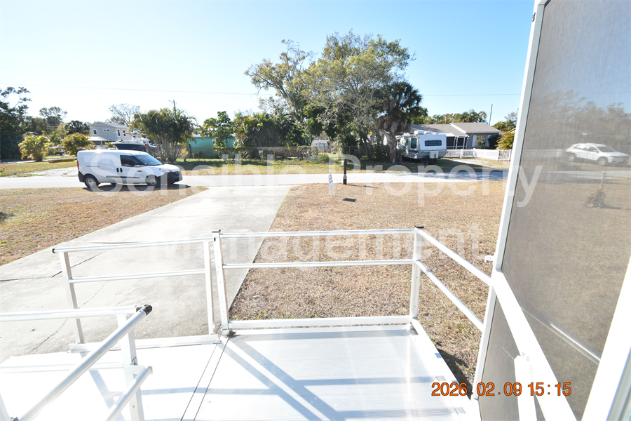 DSC 0002 Resized.JPG 9