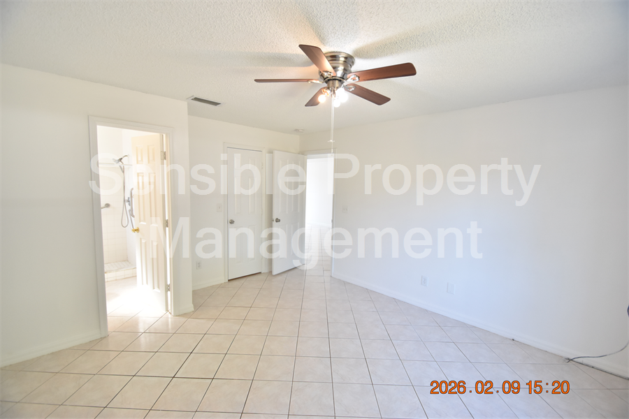 DSC 0002 Resized.JPG 9