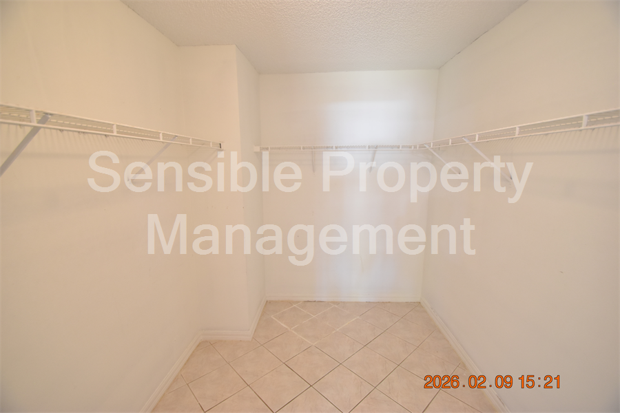 DSC 0002 Resized.JPG 9