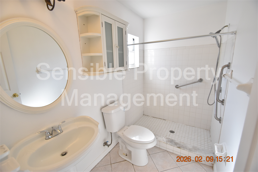 DSC 0002 Resized.JPG 9