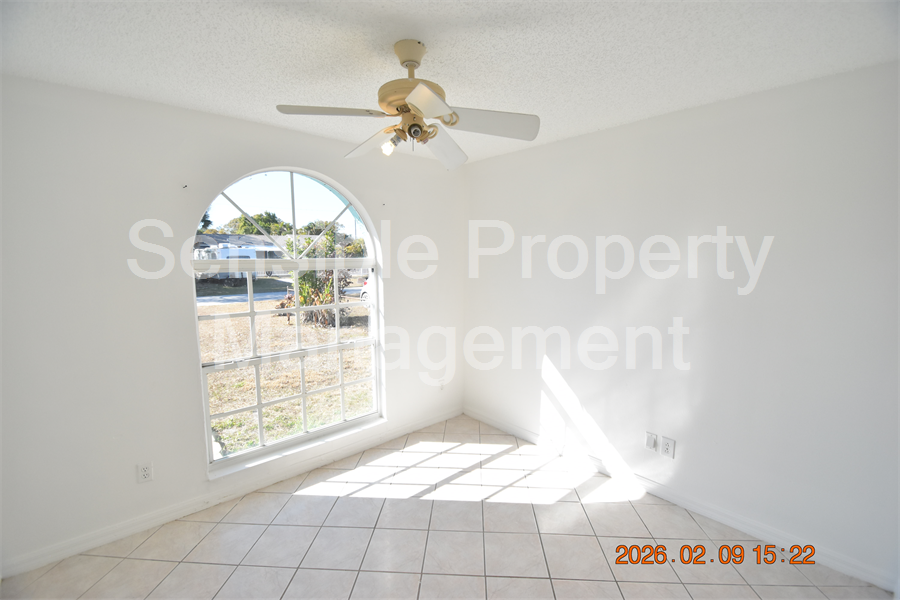 DSC 0002 Resized.JPG 9