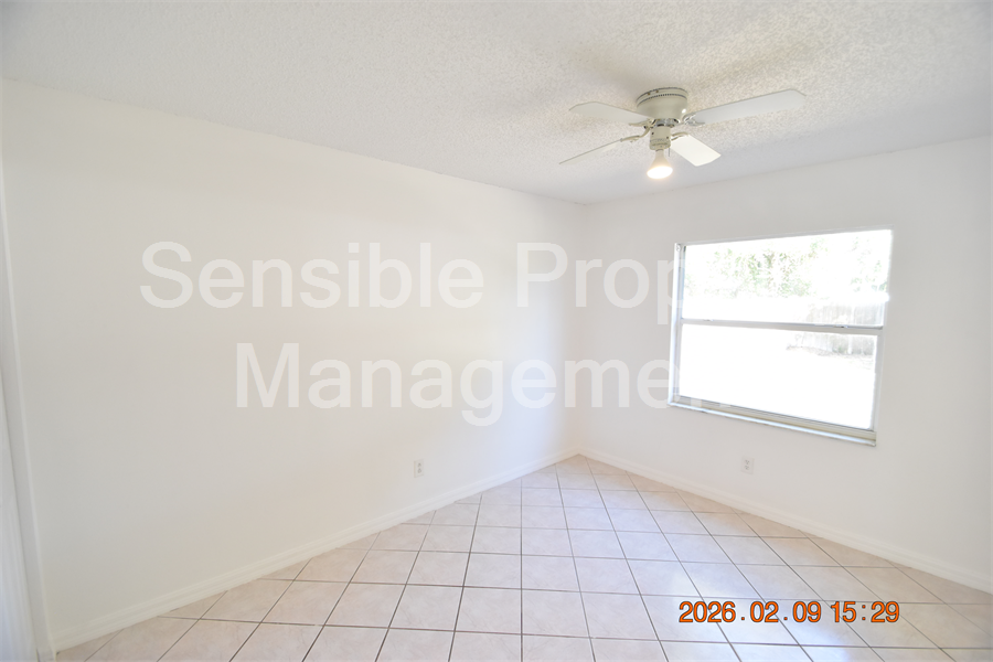 DSC 0002 Resized.JPG 9